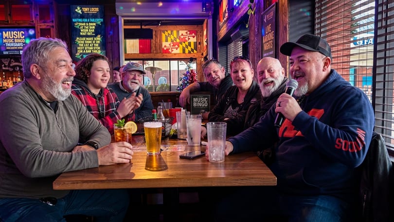 Karaoke and music bingo night at Tony Locos