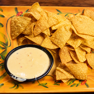 Loco Cheese Sauce & Chips