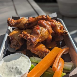 Loco Wings (LB)